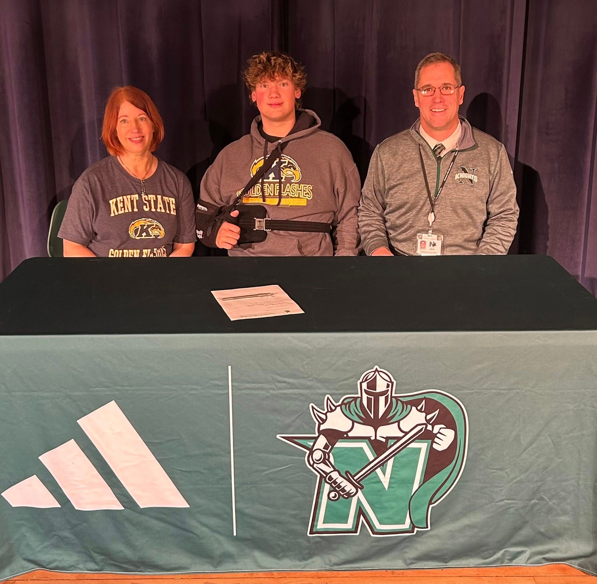 2025 12 Gavin Kanar Signing Photo